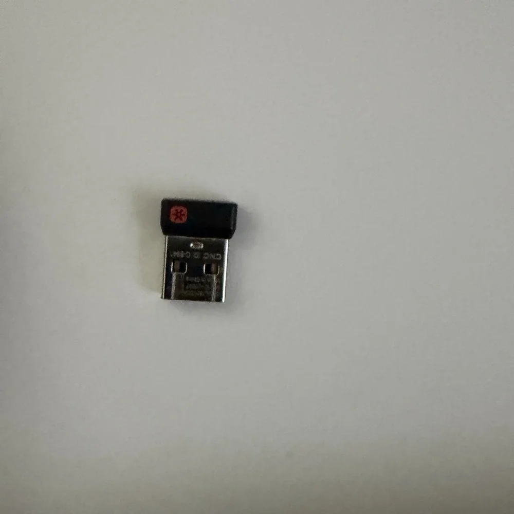 Logitech K800 Wireless Backlit Keyboard M705 Mouse Unifying Receiver Tested
